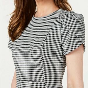 Plaid Calving Klein Dress Size 8 - Tulip Shoulders